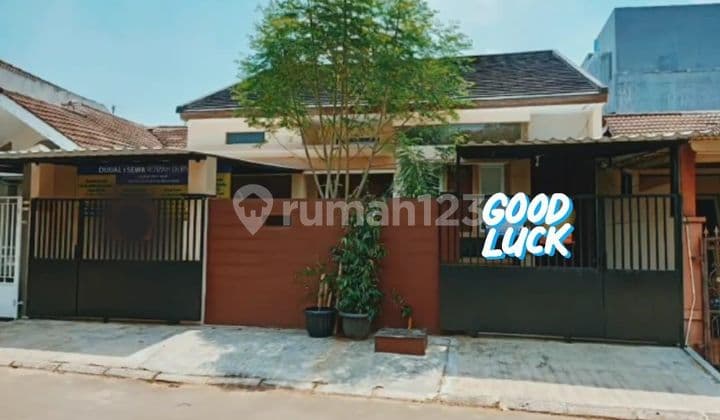 Rumah 1 lantai di Kencanaloka BSD