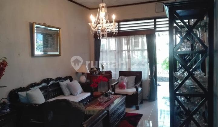 SHM House in Kebayoran Lama, Strategic Location and Very Competitive Price