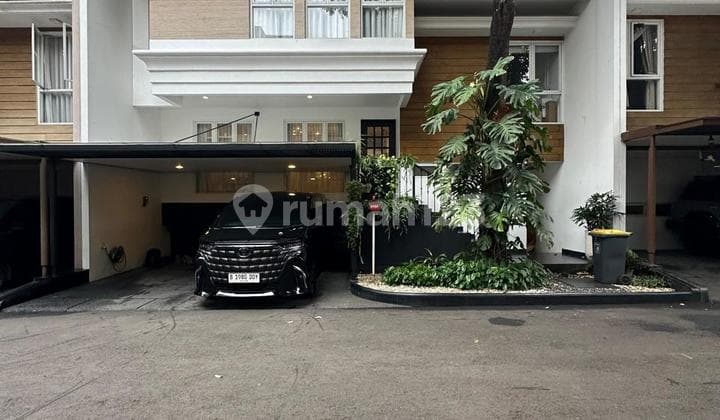 TOWNHOUSE MEWAH! Pejaten Modern Tropical 3 Lantai, Harga Nego