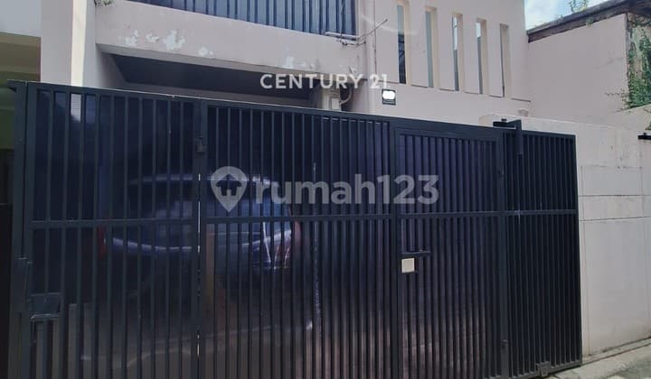 Dijual Rumah Strategis Harga Menarik di Kebayoran Baru Jaksel