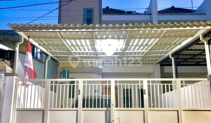 Dijual Rumah Semi Furnish Lebak Arum 2 Lantai