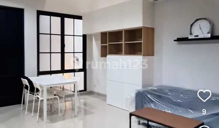 Disewakan Furnish Rumah Baru White House Dian Istana,Surabaya Brt