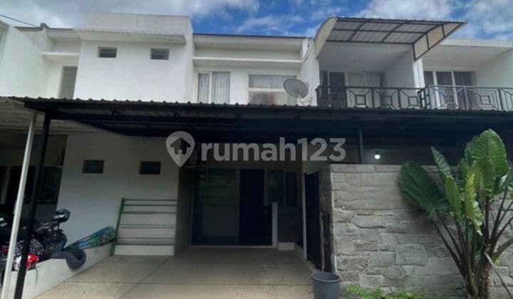 Dijual Rumah 2 Lantai De Casa Residence Furnished, Surabaya Barat