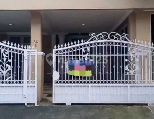 Rumahrumah Cantik dan Terawat 2Lantai