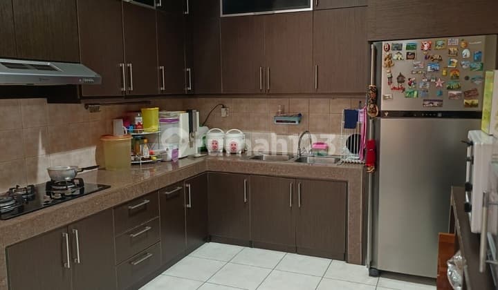 Rumah Siap Huni di Lingkungan yang Asri di Green Cove Bsd