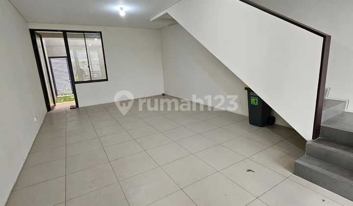 Ruko 2 Akses Murah Meriah di Jantung Kota Baru Parahyangan! 4.75M Nego!