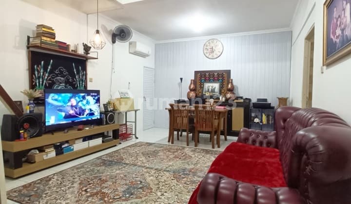 Dijual Rumah Siap Huni Asri dan Bersih di Puri Bintaro