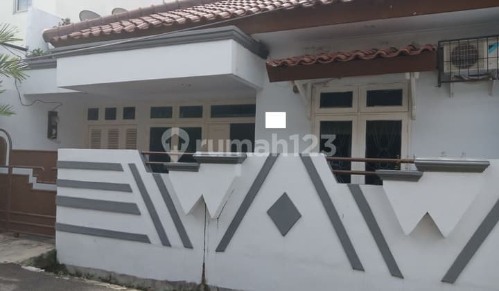 Dijual Rumah Pulo Asem Kondisi Bagus Siap Huni 1,5 Lantai
