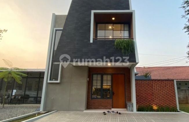 Rumah di Kukusan Beji Depok 2 Lt 3 mnt k tol 7 mnt k stasiun
