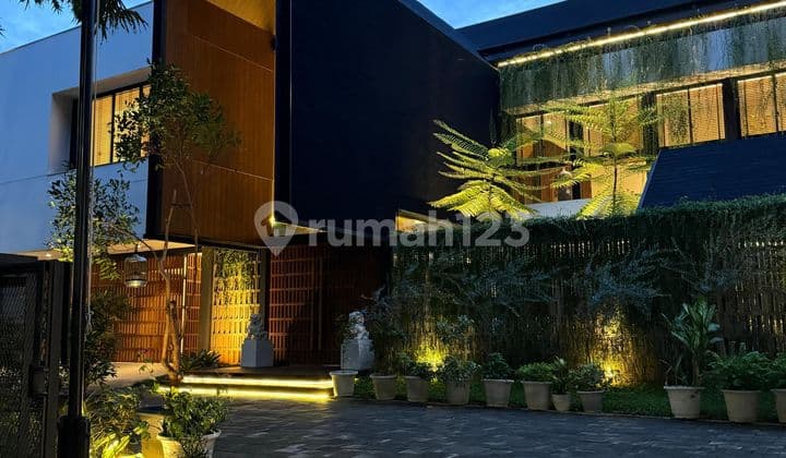 For Sale Rumah Mewah Brand New, Villa Concept Di Keb Baru Jak Sel