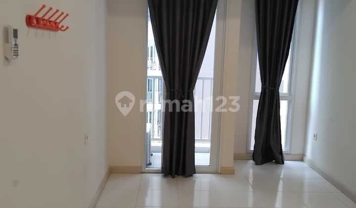 Disewakan Cepat Studio AC Gorden Apartemen Tokyo Riverside Pik 2