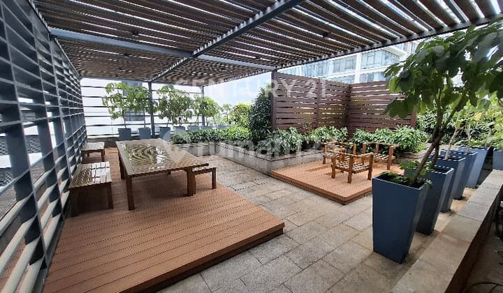 FOR SALE: VERDE ONE APARTMENT IN KUNINGAN, SOUTH JAKARTA