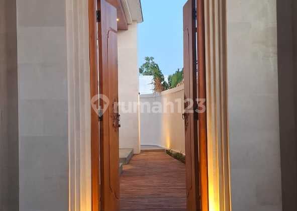 Brand New Luxury Villa 3 Bedrooms View Sawah Munggu Bali