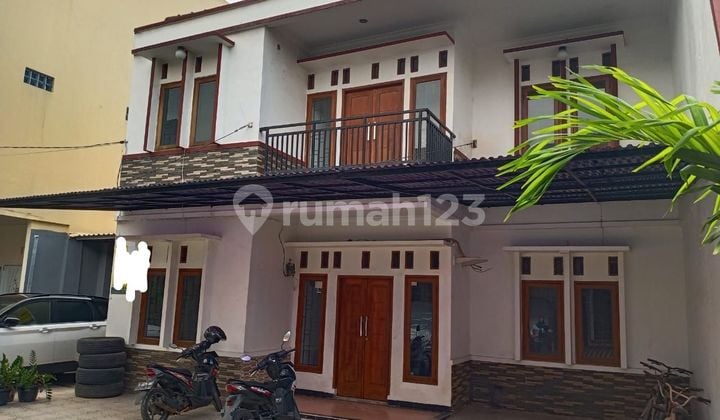 For Sale / Rent Rumah 2 Lantai Terawat Dalam Cluster Condet Posisik Pojok Jaktim