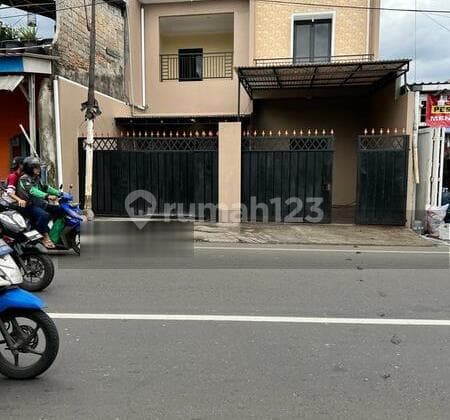 Di Jual / Di Sewakan Rumah 2 Lantai Bisa Di Pergunankan Utk Kantor Tempat Usaha Tanjung Barat Jaksel