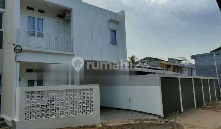 For Sale Rumah 2 Lantai Terawat Siap Huni Dalam Cluster