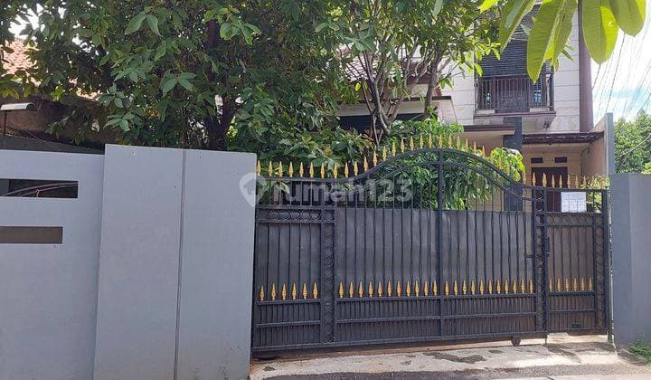 FOR SALE RUMAH 2 LANTAI B.U NON CLUSTER CONDET JAKTIM