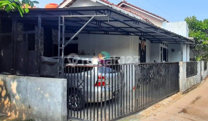 Siap Huni, Rumah, 1 Lantai, Dekat Sekolah Negeri,
