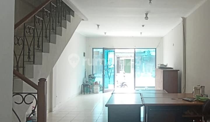 Ruko 50.0 m² di Kota Wisata HGB Unfurnished