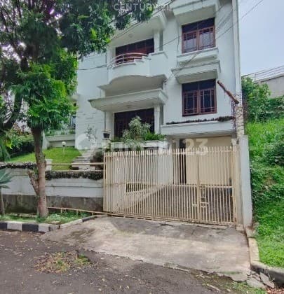 Rumah 2 Lantai Siap Huni Di Komplek Surya Setra