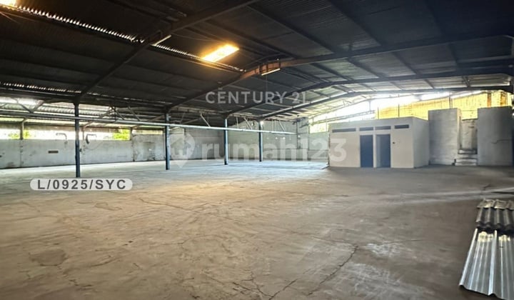 Full 24-Hour Security Warehouse, Strategic Location Moch Toha Bandung Full 24-Hour Security Warehouse, Strategic Location Moch Toha Bandung