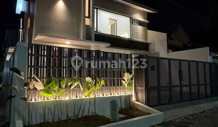 Rumah Brand New Minimalis dengan Desain Modern Kencana Loka Bsd