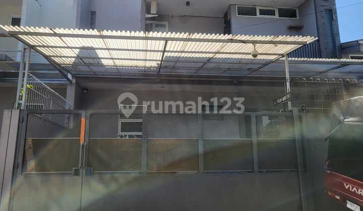 Rumah Bagus Tengah Kota Harga Terjangkau