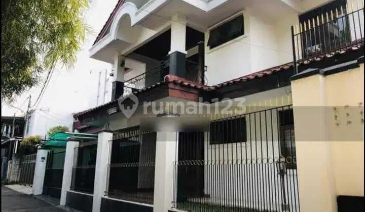 Nice Well-Maintained House in Kemang For Sale Land Only Calculation