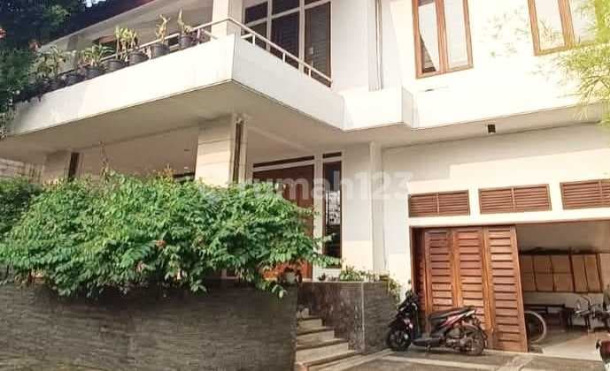 Rumah 2 Lantai Di Jl. Cipete Dekat Mrr Dalam Komplek