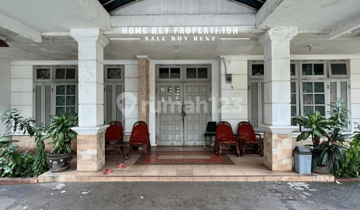 Tanah Zona Komersial Area Scbd Sudirman. Strategis Murah