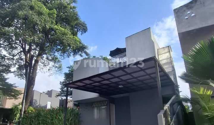 Rumah di Cluster Ozone Residence, Pesanggrahan, Jakarta Selatan.