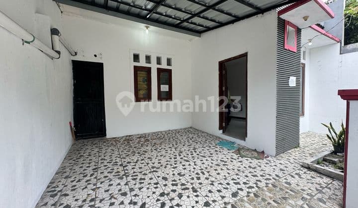 Disewakan Rumah Siap Huni Di Harapan Indah 1