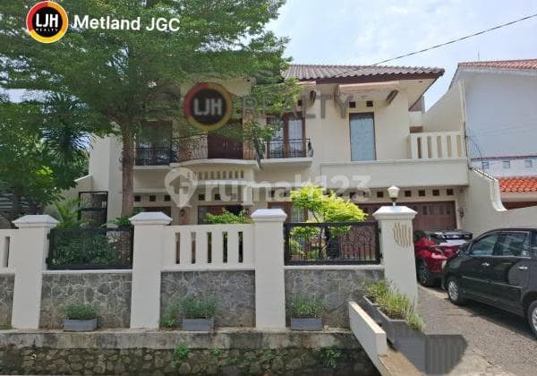 Fully Furnished House 500 M2 in Pondok Bambu, East Jakarta