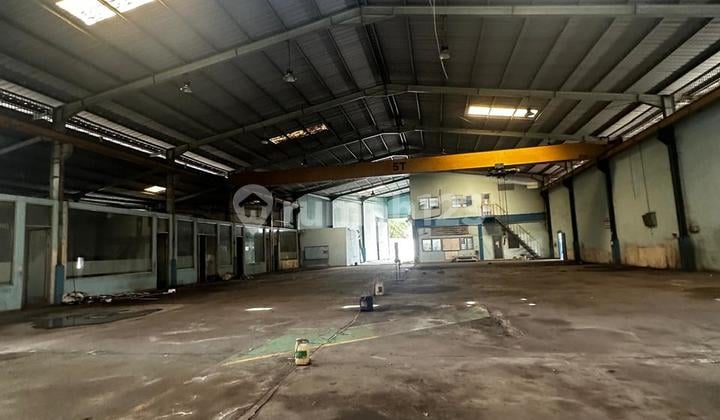 Gudang Kawasan Industri Greenland Cikarang Pusat, Bekasi. Akses Kontainer 40ft