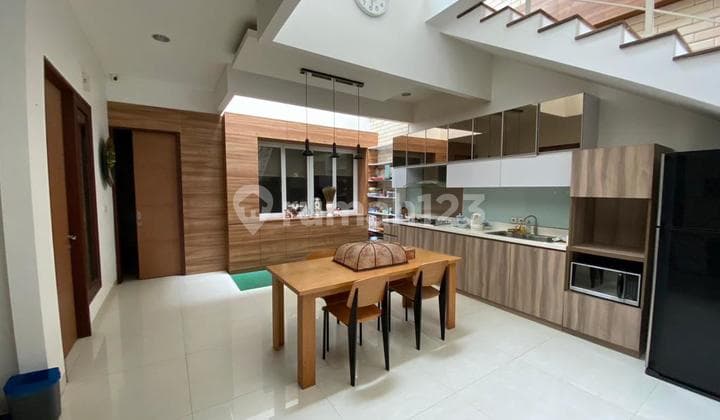 Dijual Rumah Permata Buana. Bagus. Full Furnished. Jakarta Barat