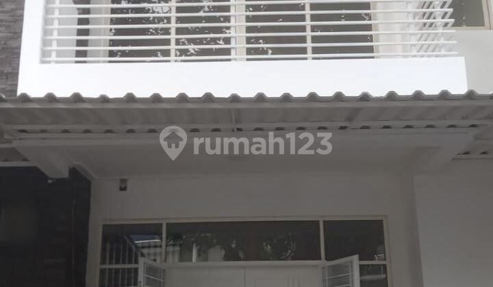 Dijual Rumah Nyaman dan Besar di Golf Lake Residence Cluster Atlantic Jakarta Barat Rumah Bagus SHM di Cengkareng