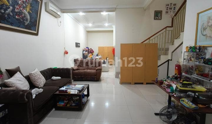 Dijual Rumah Hoki. Siap Huni. Cantik. Indah dan Nyaman. di Daerah Sunter Jakarta Utara Rumah SHM di Sunter