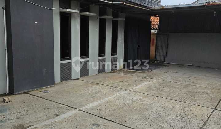 Dijual Gudang Siap Pakai Lokasi Strategis Dekat Bandara Gudang di Benda 602.0 M² SHM