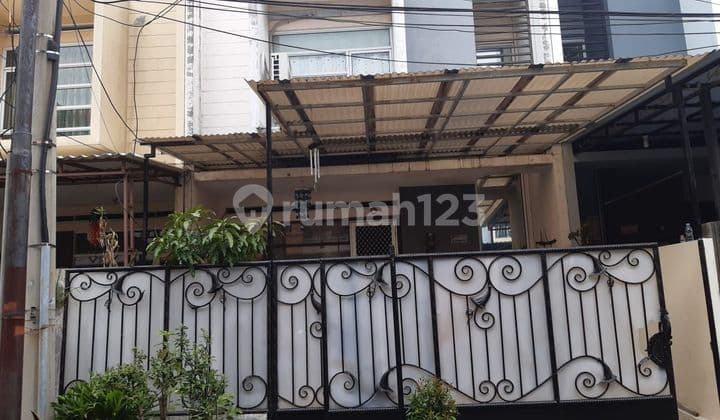 Dijual Rumah Poris Paradise 2 Lantai Yg Cantik Nyaman Untuk Dihuni Dekat Stasiun Ka
