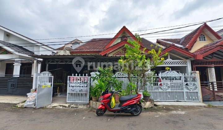 Dijual Rumah 2 Lantai Strategis Dekat Mall dan Tol di Galaxy Bekasi