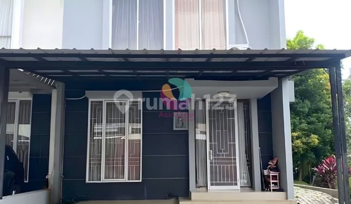 Dijual Cepat Rumah Hoek 2 Lantai Citra Grand Cibubur