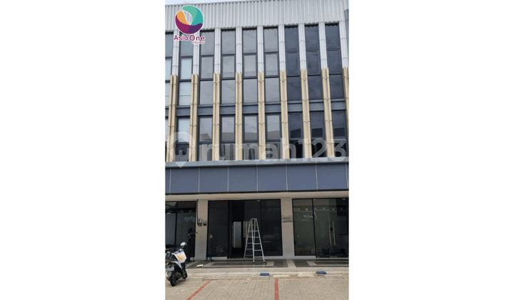 Ruko Baru Lokasi Paling Ramai di Kota Wisata, Bogor