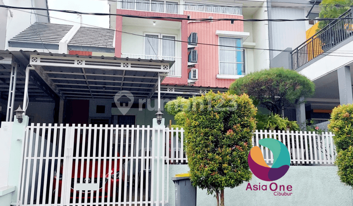 Rumah Cantik Modern SHM di Bukit Golf, Jakarta Timur