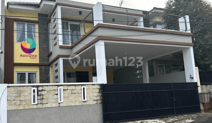 Rumah Modern Siap Huni SHM di Bukit Golf, Jakarta Timur