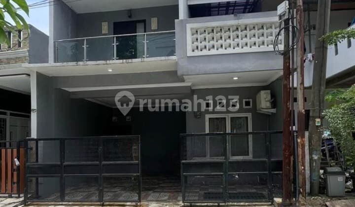 Rumah Rapi 2 Lantai SHM Limus Pratama Regency, Bogor