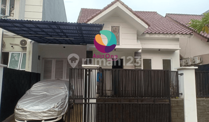 Rumah Luas 1 Lantai di Raffles Hills Cibubur, Jakarta Timur