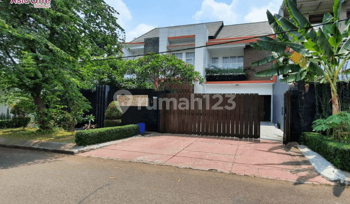 Rumah Furnished SHM di Bukit Golf, Jakarta Timur