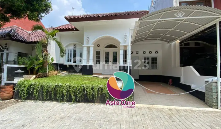 Beautiful Renovated House with SHM in Puri Sriwedari Cibubur