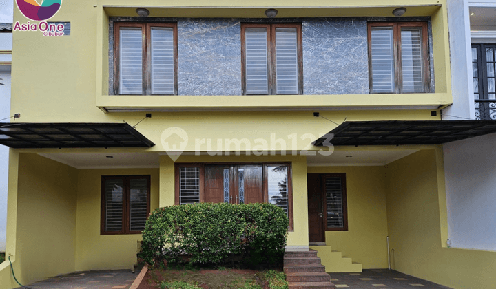 Beautiful and Tidy Renovated House with SHM Puri Sriwedari Cibubur, Depok