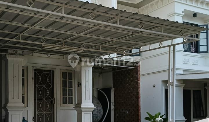 Rumah Cantik dan Elegan Legenda Wisata, Jakarta Timur